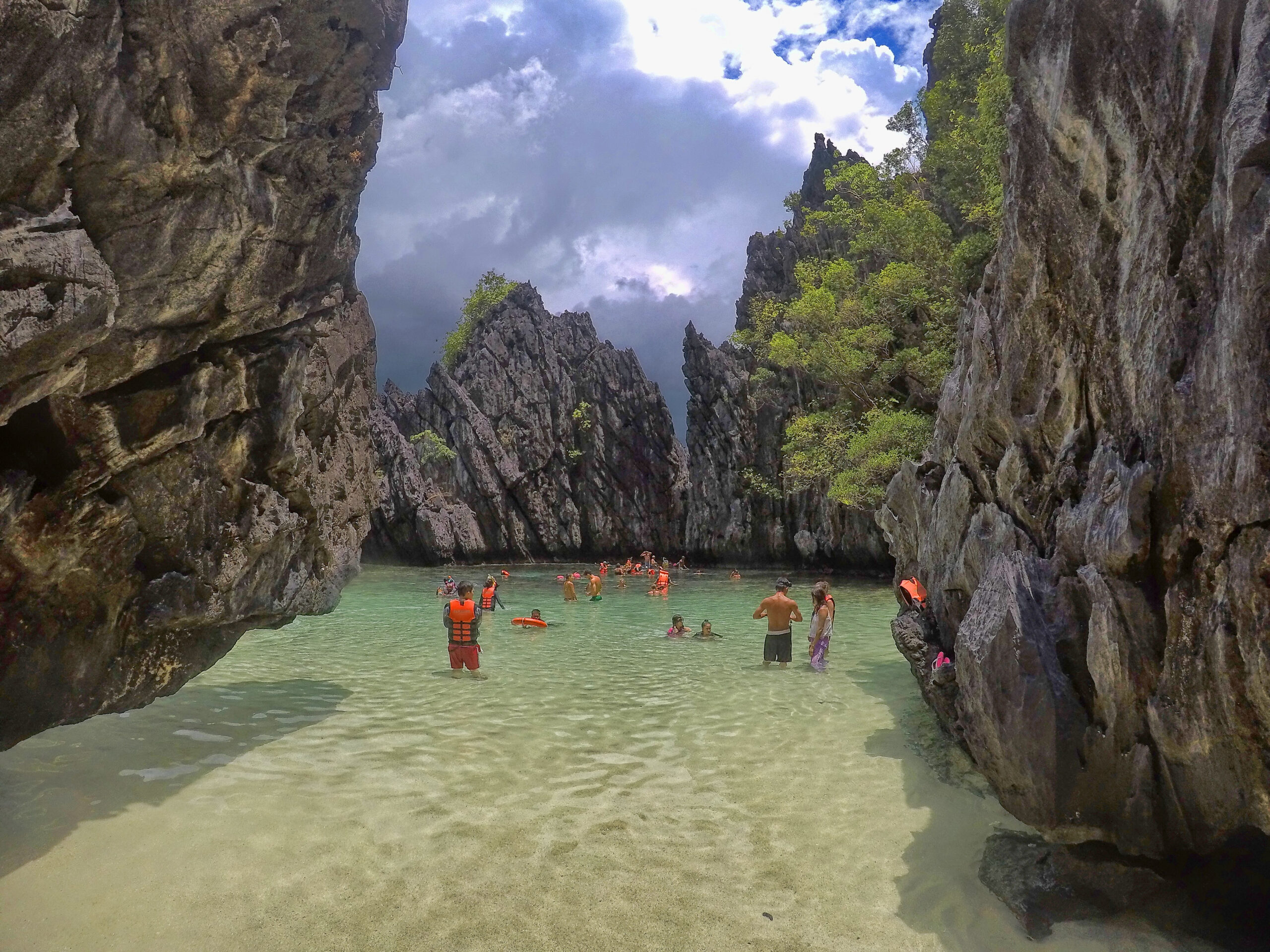 Philippines,-,El,Nido,-,Matinloc,Island,-,Secret,Beach