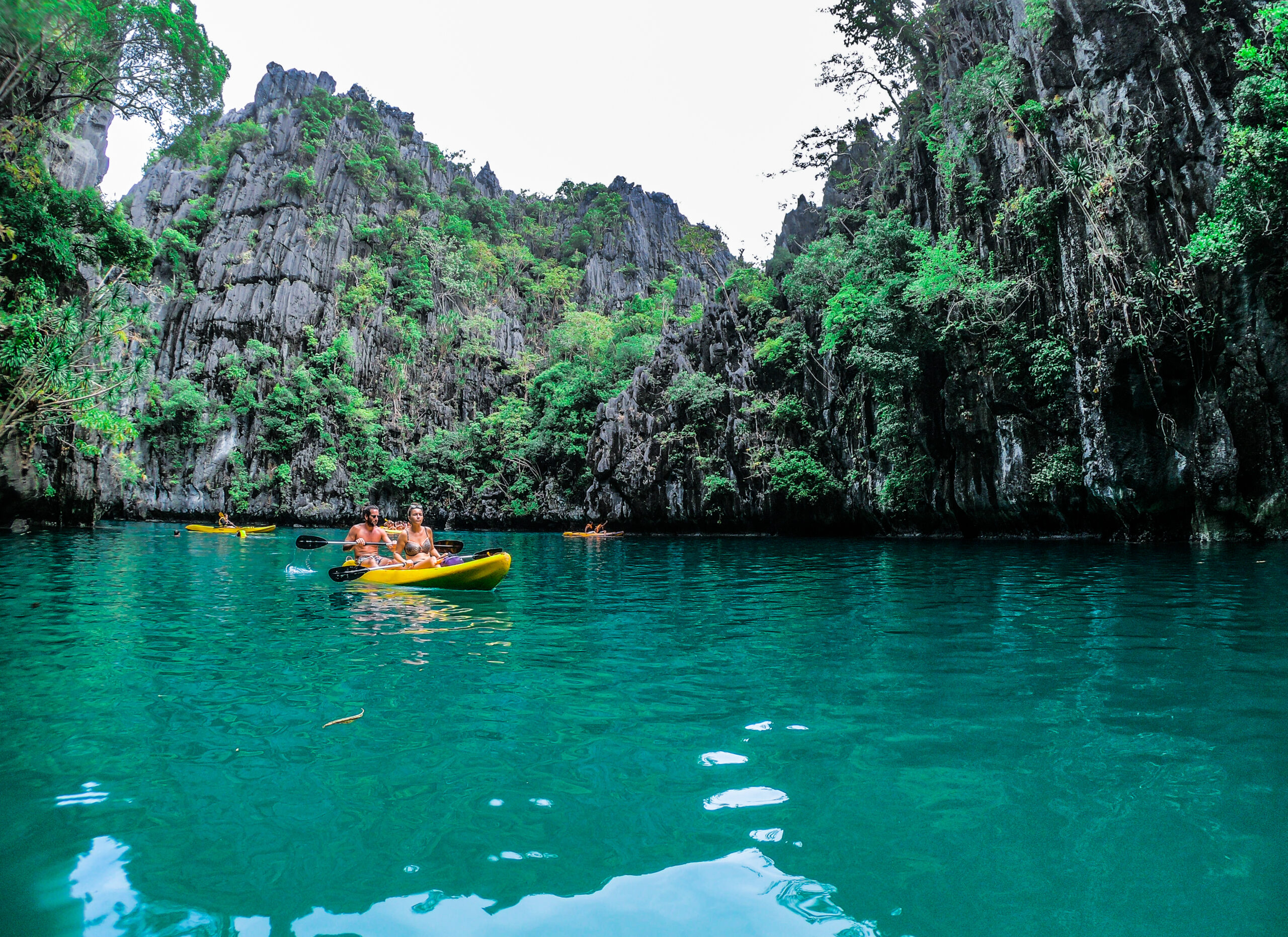 El,Nido,/,Palawan,/,Philippines,-,December,2017:,Tourists